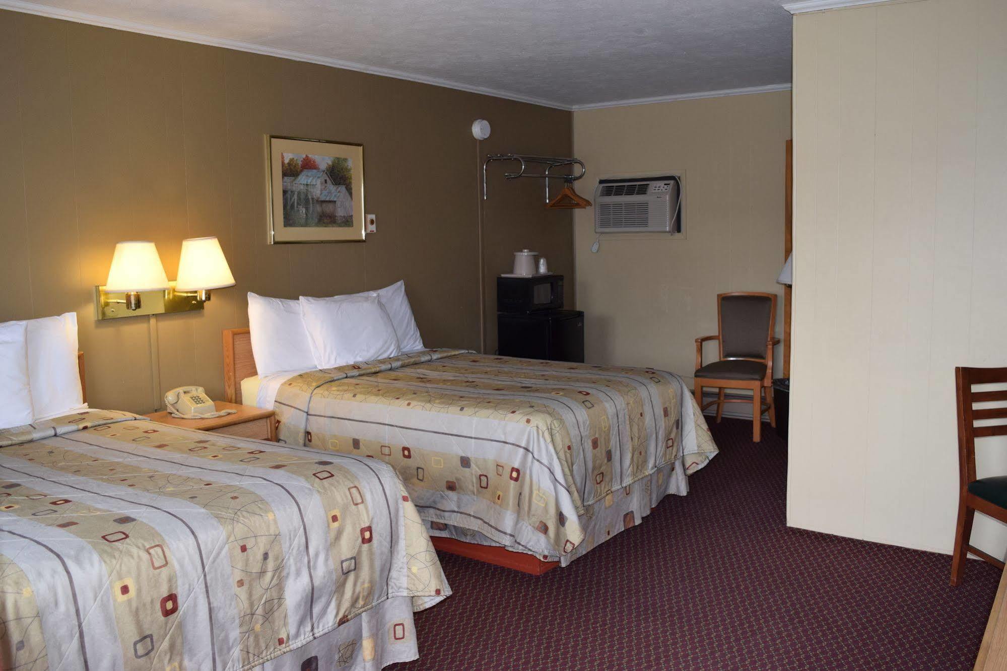 Economy Inn Taylorville Buitenkant foto