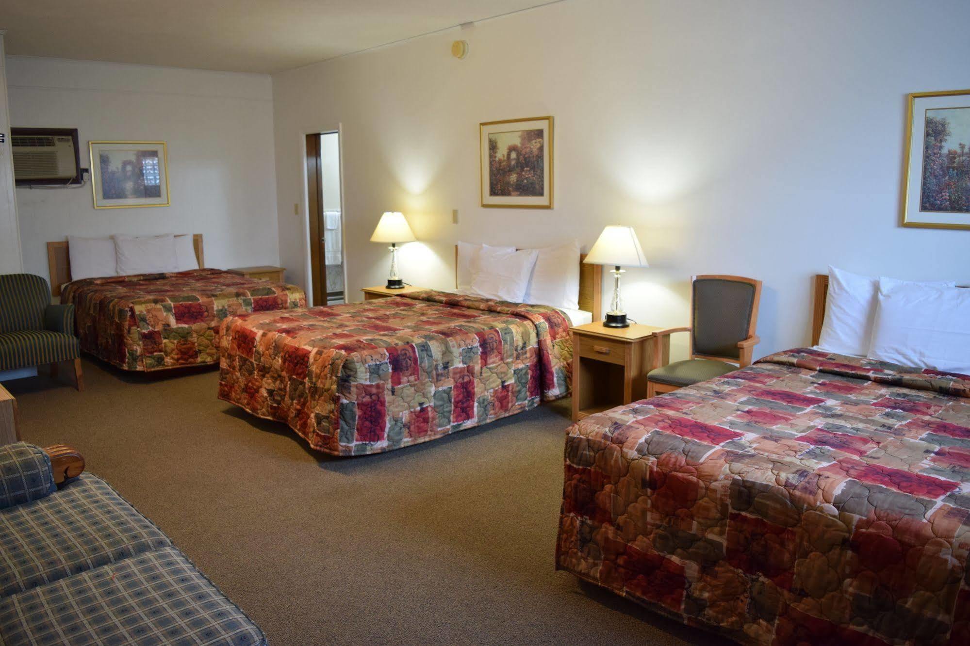 Economy Inn Taylorville Buitenkant foto