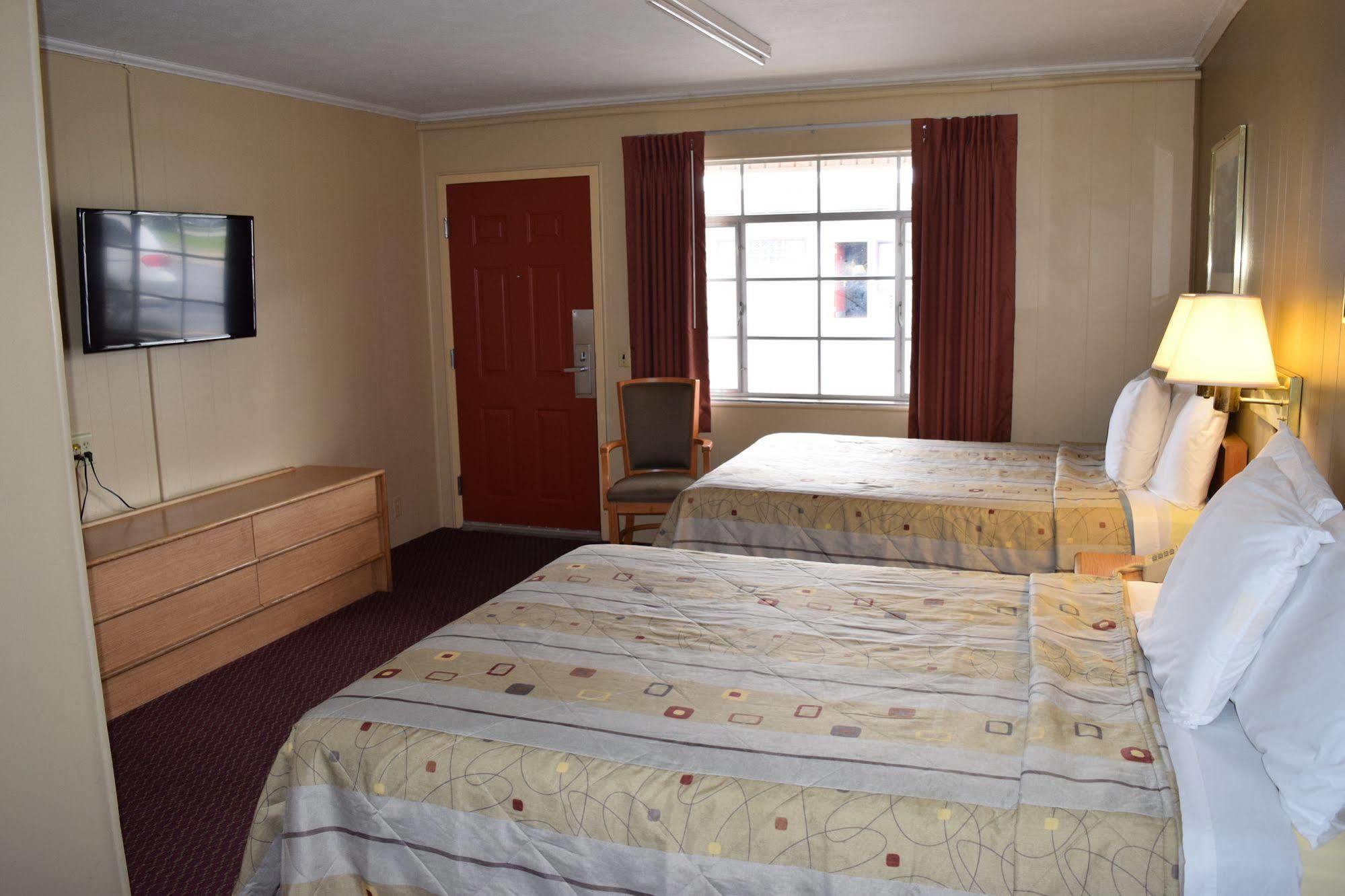 Economy Inn Taylorville Buitenkant foto